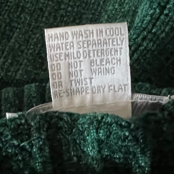 CHRISTOPHER & BANKS Women’s Turtleneck Sweater (Size L) - Picture 12 of 13